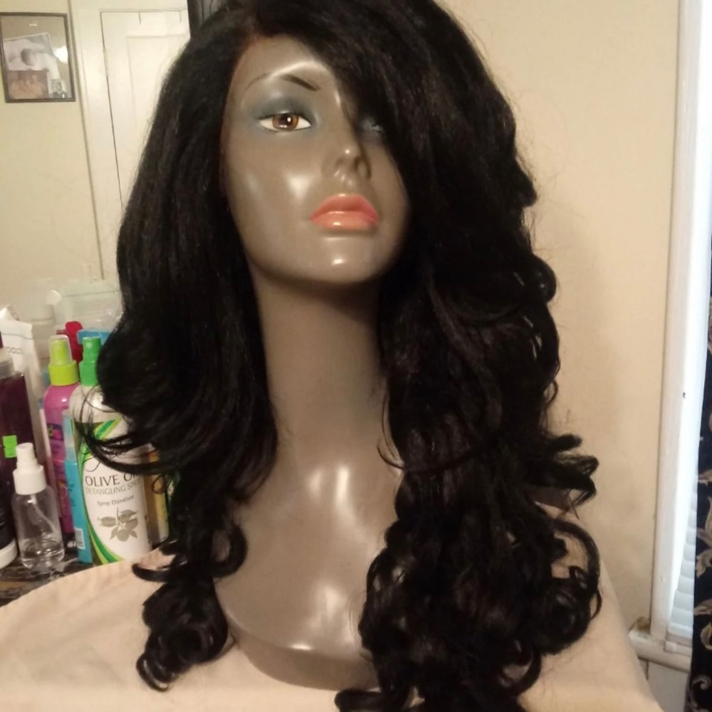 black lace wig
